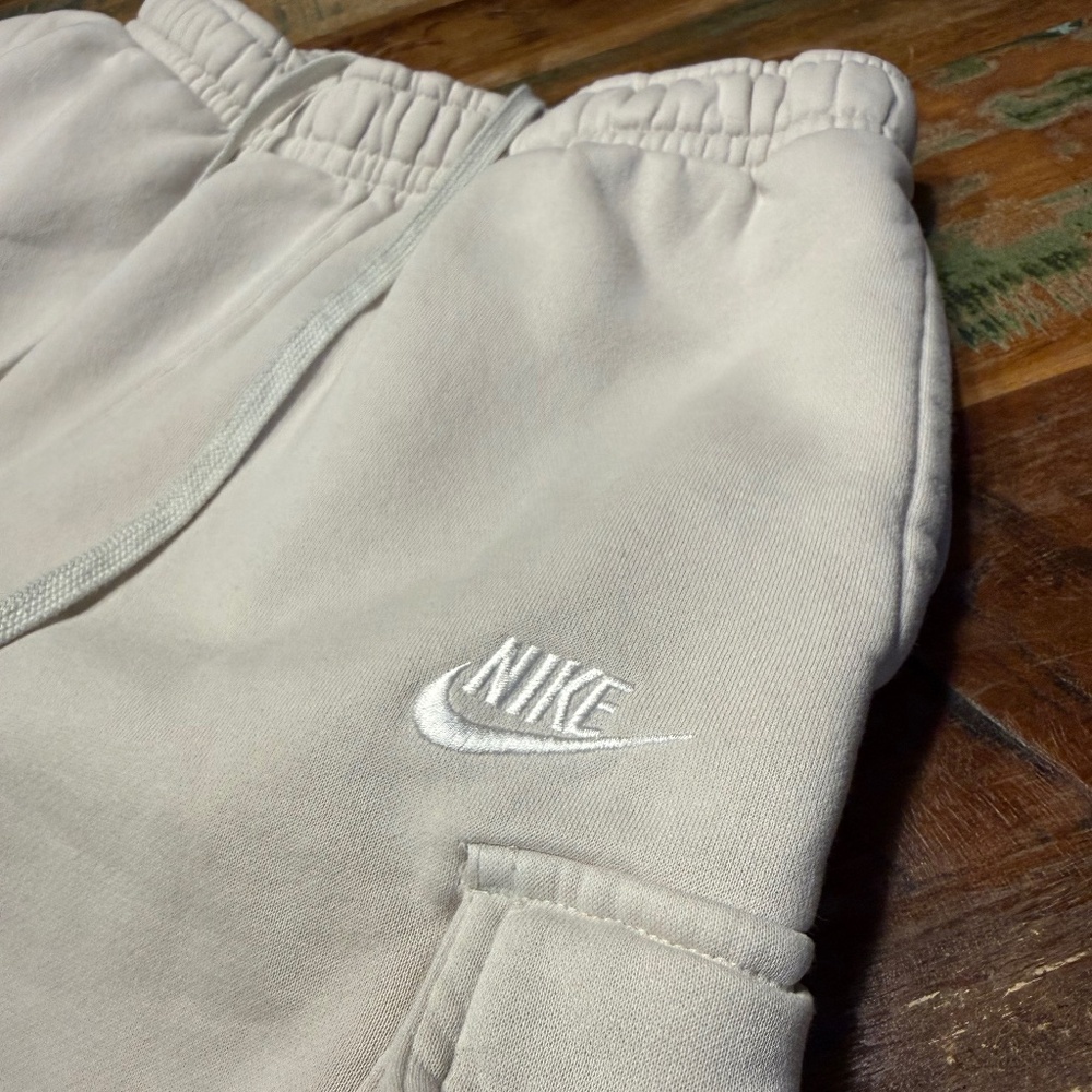 Nike Cargo Sweatpants Men’s XXL Beige Joggers Fleece Athletic Pants
